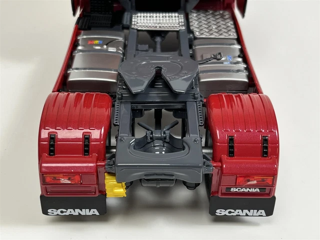 Scania 580S Highline 2021 Rouge 1:24 Echelle Solido 2400302 4