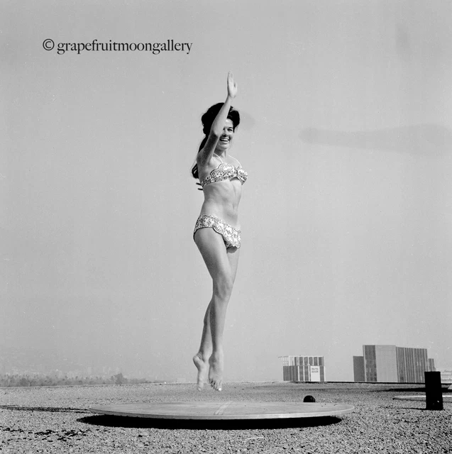 Bunny Yeager 1966 Camera Negative Bathing Beauty Tara Winters Girls of Calif.