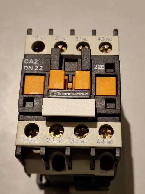 Schneider Electric Hilfsschütz 3 Schließer + 1 Öffner (CA2KN313P72) ab 37.86 € | Vergleiche 11