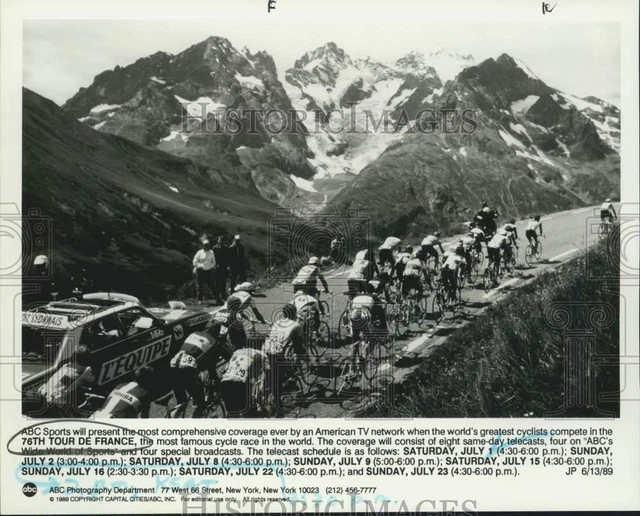 1989 Press Photo 76th Tour De France riding through the mountains - sax10063