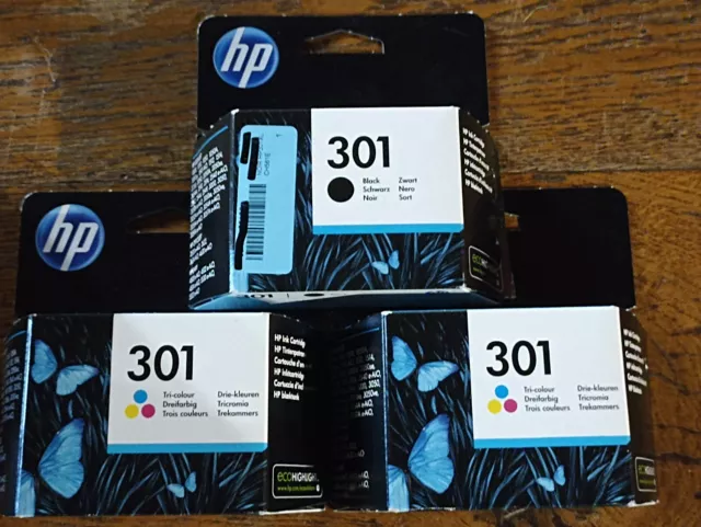 3 cartouches d'encre HP  - 1 X  301 BLACK + 2 X 301 TROIS COULEURS
