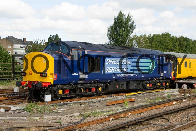 UK DIESEL TRAIN Railway Photograph Of Class 37 37607 Loco. Rm37-1514 £1 ...