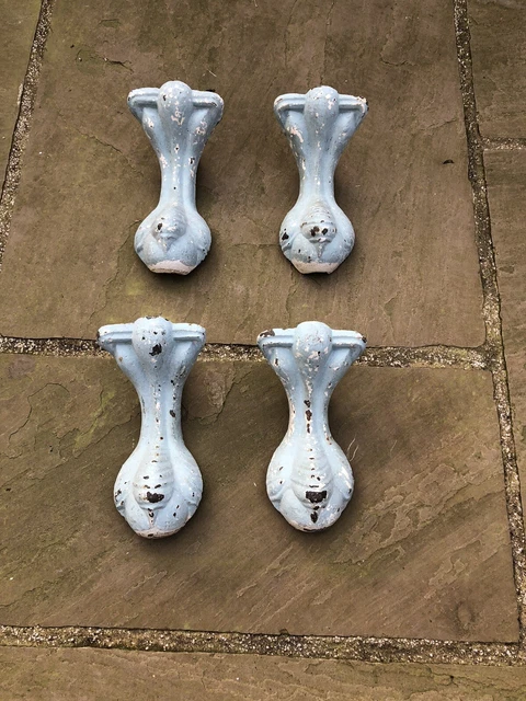 Vintage Bath Cast Iron Feet x 4