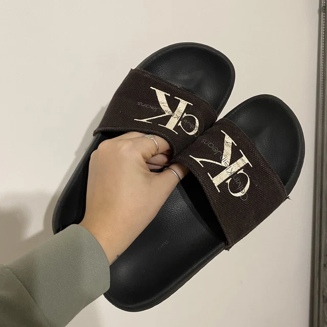 CALVIN KLEIN BLACK Womens Designer Pool Slider Sandals 34.00