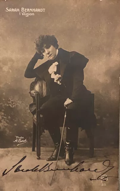 CPA Photo -Sarah BERNHARDT (1844-1923)- Actrice, Peintre et Sculptrice Française