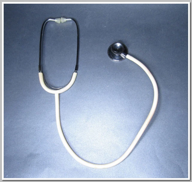 Vintage rubber metal Stethoscope Doctors Medical Stethoscope #241023