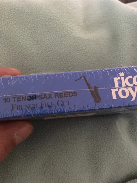 RICO ROYAL Boite De 9 Anches Sax Ténor - Force 2,5 + Goupillon 2
