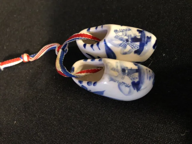 Vtg Pair Miniature Shoes Holland Delft Windmill Blue/White Dutch Clogs Ornaments