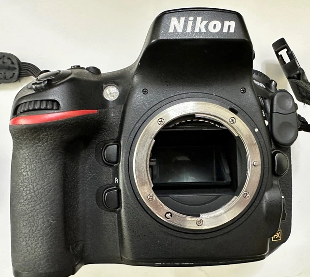 Nikon D800 36.3 MP Digital SLR Camera - (Body Only) Shutter=27k 2