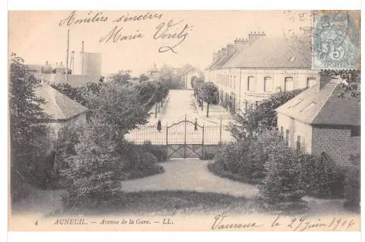 Cpa 28 Auneuil Avenue De La Gare