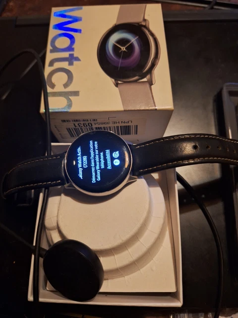 SAMSUNG GALAXY WATCH Active SM R500 40mm avec boite et chargeur