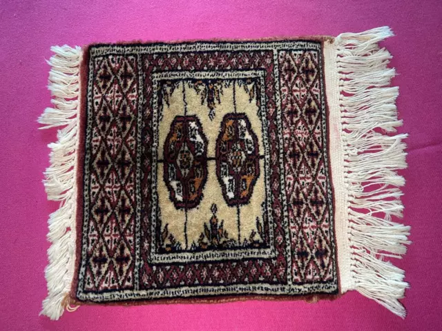 Ancien tapis d' Orient miniature fait main , 41 cm x 29 cm N° 1