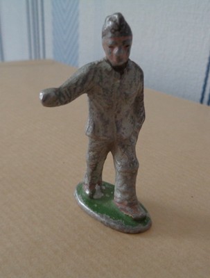 Soldat De L Ombre En 6 Lettres QUIRALU ANCIEN Jouet Figurine Soldat Personnel de l'intendance réf 716