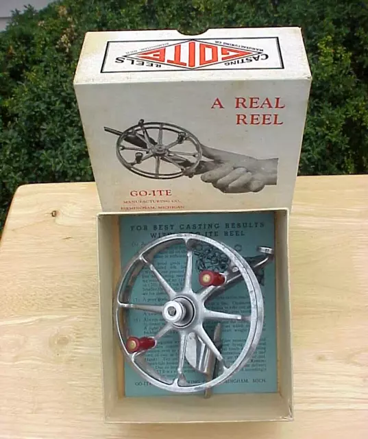 VINTAGE * GOITE SPINNING REEL * INDIANA STYLE   ** EXCELLENT  in BOX * w INSERT