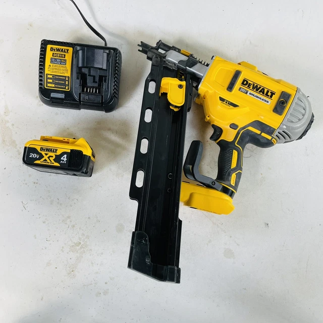 Dewalt DCN21PLM1 20-Volt MAX Lithium-Ion 21-Degree Cordless Framing Nailer