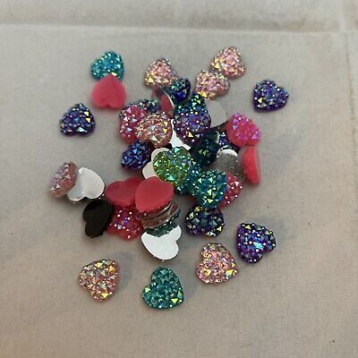 Pegamento en forma de corazón sobre diamantes de imitación - uñas, álbum de recortes, costura de varios colores
