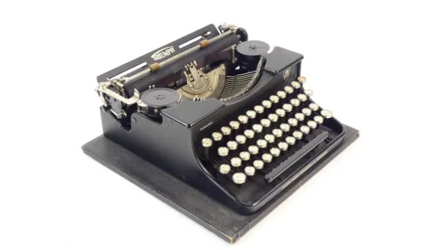 Maquina De Escribir Triumph Durabel Año 1935 Typewriter Schreibmaschine