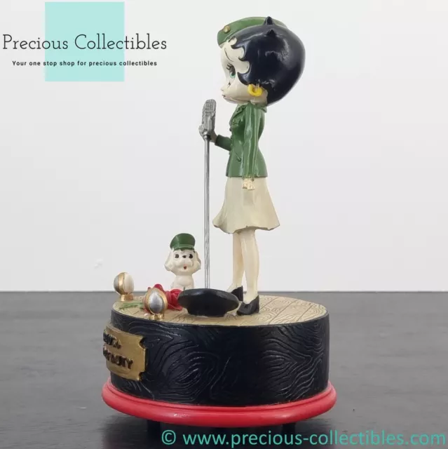 Extremely rare! Vintage Betty Boop ''Tour Of Duty'' music box. 3