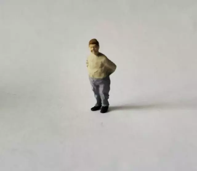 Arttista #1256 - Mischievous Boy  - O Scale Figure - Model Trains - NEW