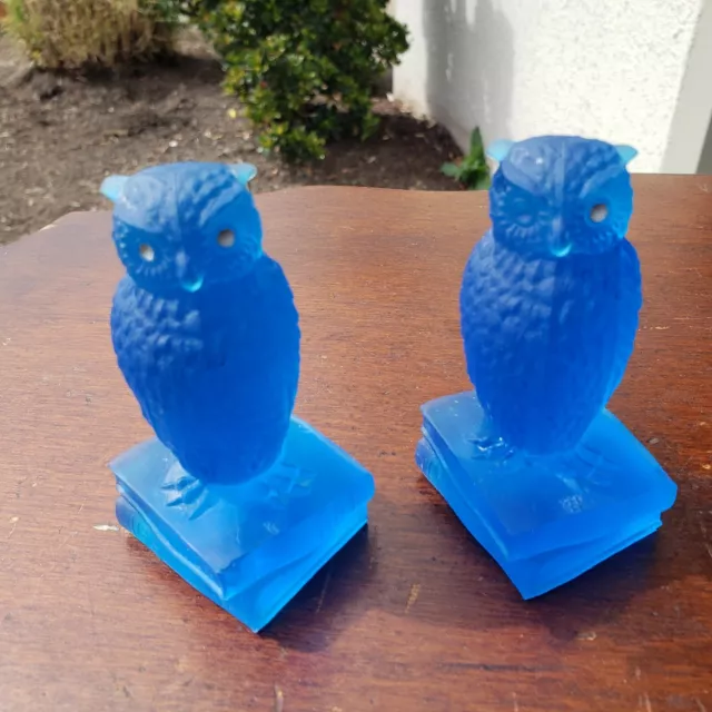 Pair of Westmoreland Glass 3.5" Vintage Owl Figurines Translucent Blue