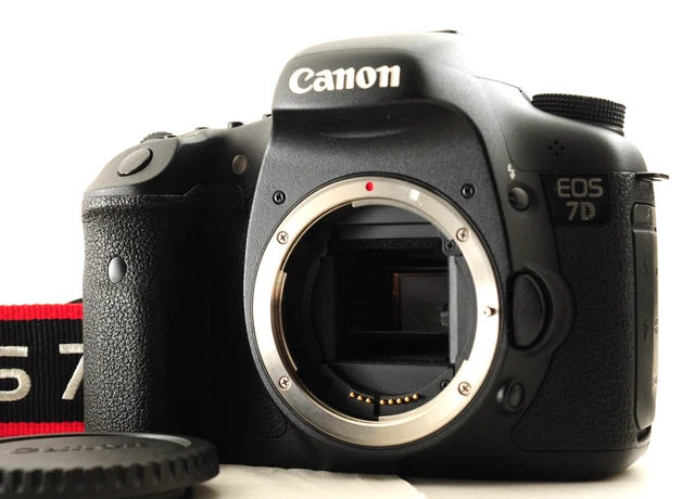 N.MINt Canon EOS 7D 18.0 MP Digital SLR Camera Black Body From Japan
