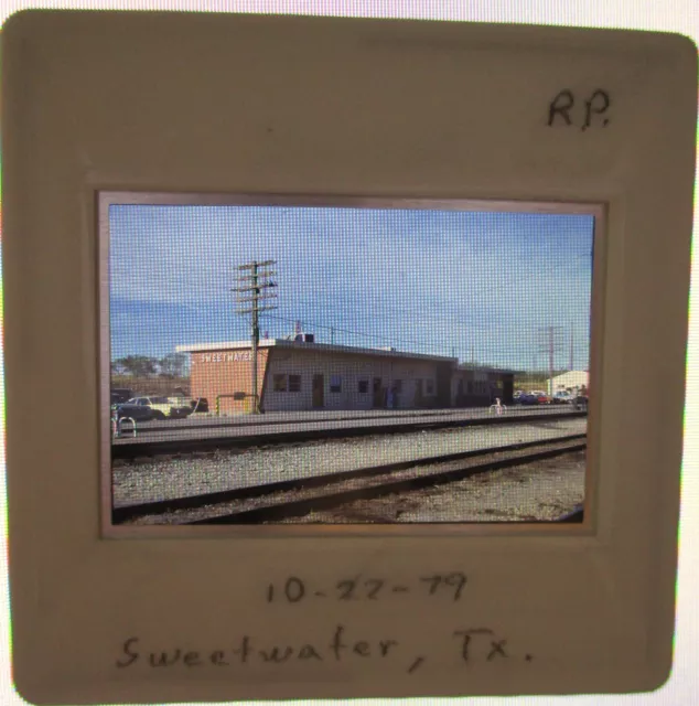 1979 35mm photo Vintage slide Railroad train Depot Sweetwater, TX
