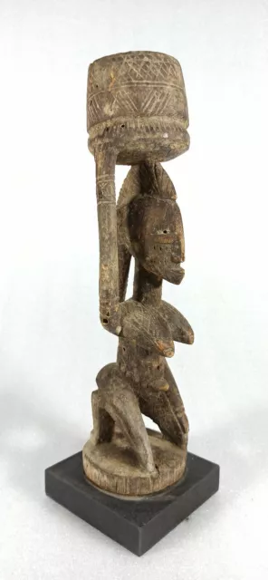 Porteuse de coupe en bois - Tribu Dogon - Mali - art primitif africain 3