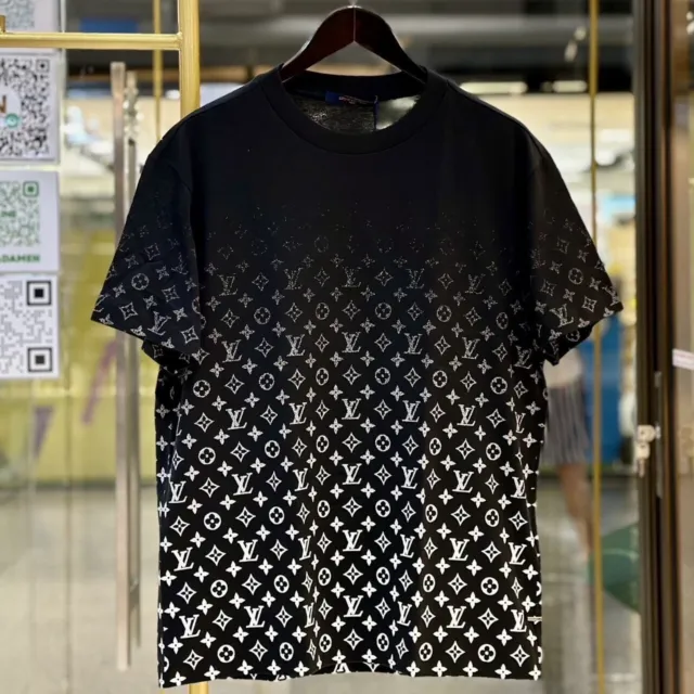 LOUIS VUITTON LVSE Monogram Gradient T-Shirt Men's Size XL $268.00
