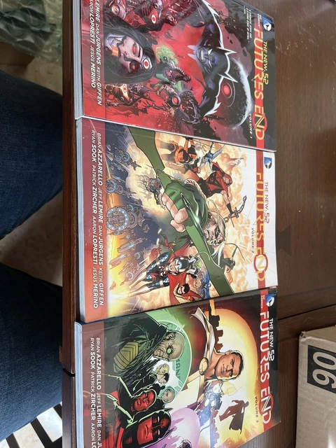 The New 52: Futures End Lot #1-3 (DC Comics, 2014 February 2015)