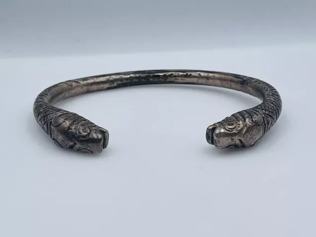 Ancien Tribal Bédouin Argent Sterling Double Animal Fin Manchette Bracelet