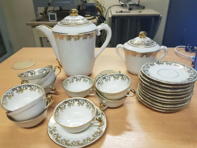 SERVICE A CAFE CAFETIERE  SUCRIER  11 TASSES VINTAGE BLANC decor Doré LIMOGES