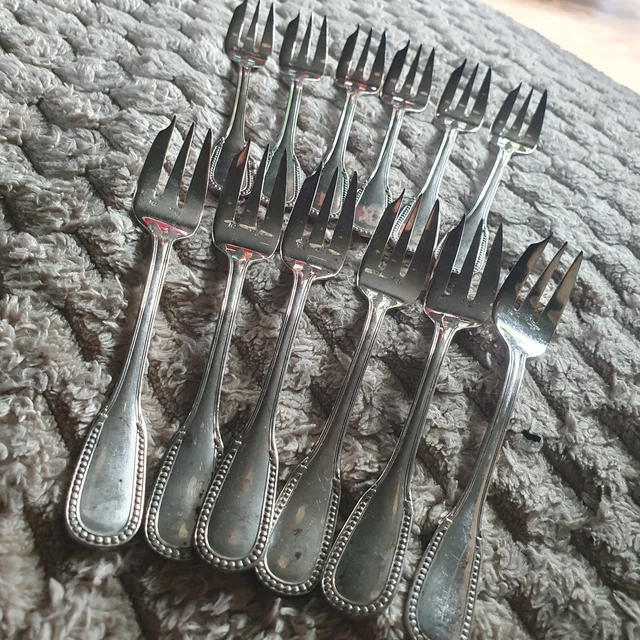 12 petites fourchettes à gâteau en métal argenté model perle | UK