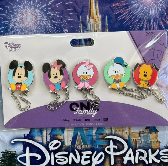 DISNEY ONE FAMILY Pin Celebration 2022 Connected As One Fab 5 Pin LE