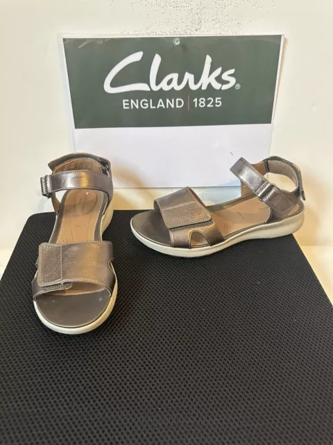 Clarks ferni on sale fame sandals yellow