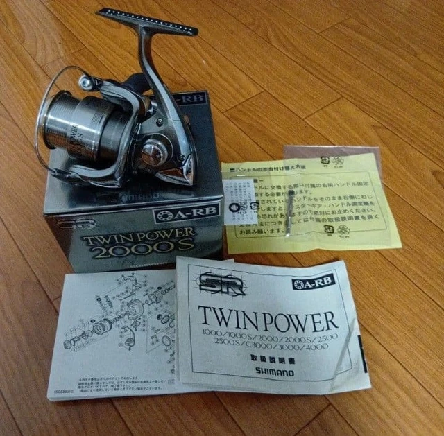 USED SHIMANO TWIN Power 05TP2000S (01919) Good condition $212.17