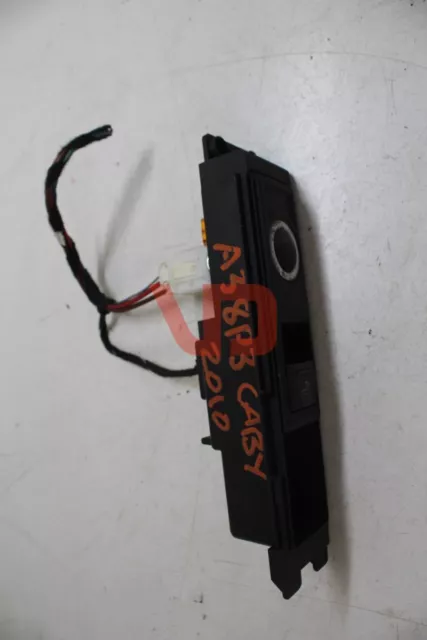 Audi A3 8P7 (2010) Presa Presa 12V 8P7863284B 8P7863284B