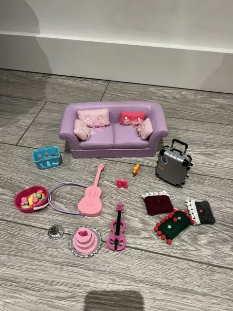 Mattel Barbie Vintage Couch With Accessories
