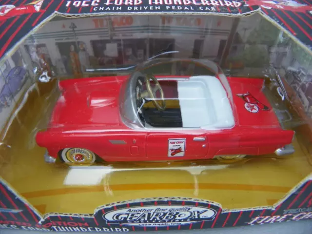 Gearbox Texaco Fire Chief Limited Edition Red 1956 Ford Thunderbird Pedal Car VG 2