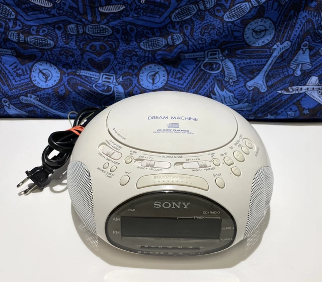 SONY DREAM MACHINE ICFCD831 Clock Radio CD Player Alarm White TESTED