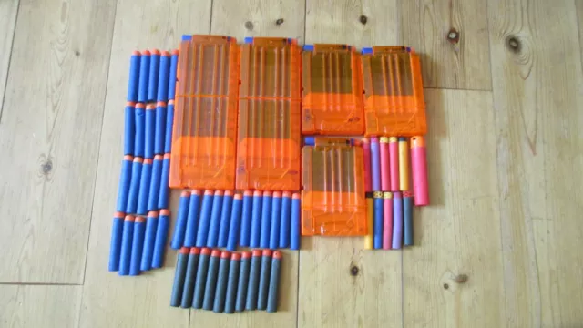 NERF Pfeile, gebraucht, guter Zustand, 100 Stück, inklusive 5 Magazinen