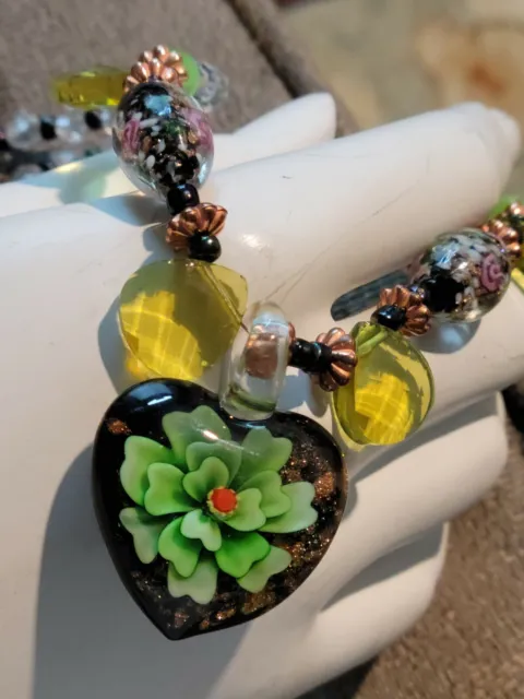 Murano blown glass green  flower gold dust trim handmade necklace 24" STUNNING