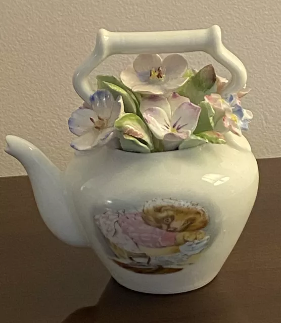 RARE ROYAL ALBERT World of Beatrix Potter Mrs.Tiggy-Winkle Watering Can Teapot