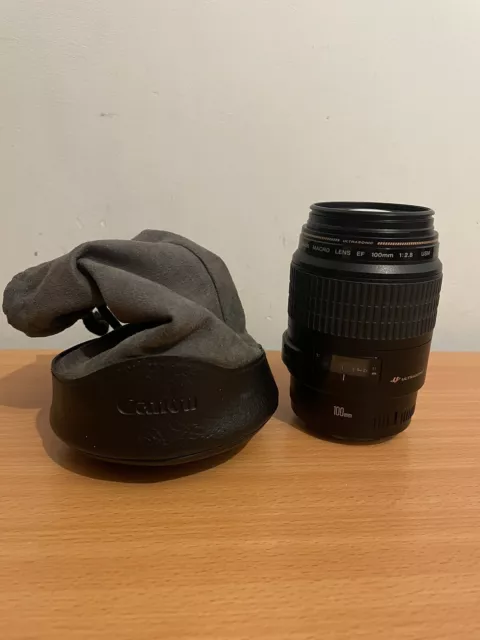 CANON MACRO EF 100mm 1:2.8 USM LENS - EXCELLENT - EF 100 mm f/2.8