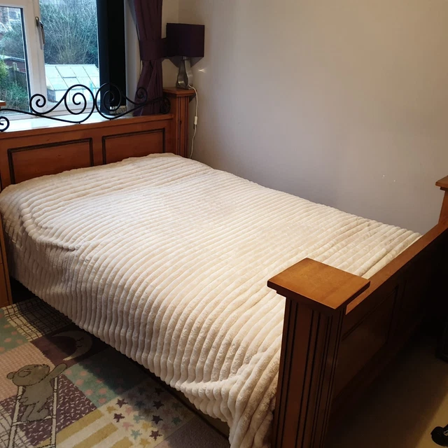 SOLID WOODEN DOUBLE bed frame used £40.00 PicClick UK