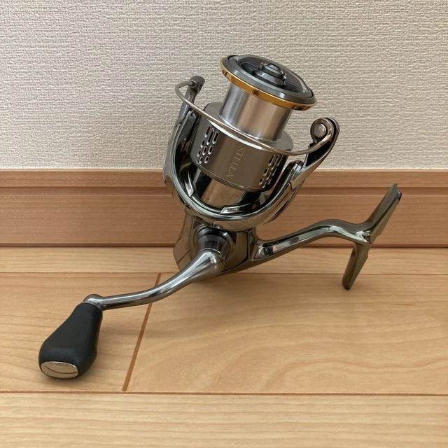 リール 18 STELLA 2500S Excellent+++++】Shimano 18 STELLA 2500S Spinning Reel From