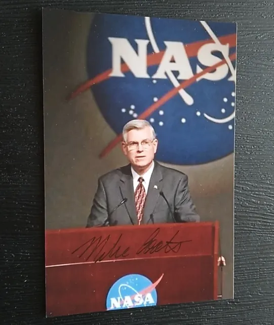 MIKE COATS NASA FLIGHT DIRECTOR ASTRONAUT AUTOGRAPHED SIGNED 4x6 GLOSSY PHOTO