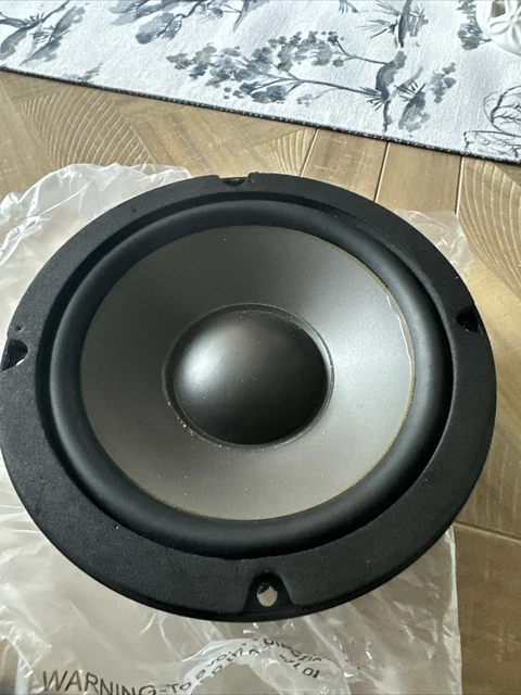 Goldwood Sound GW-15PC-4 15" Subwoofer Pair - 4 Ohm, 550W Max Each, Poly-Mica Cone & Rubber Surround For PA, DJ, Car Audio