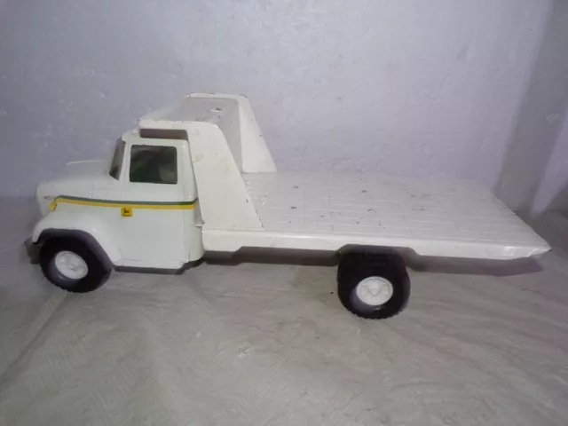 Vintage Ertl Pressed Steel JOHN DEERE Tilt Flat Bed Truck
