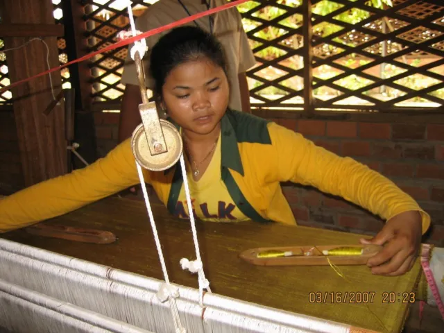 Unique Myanmar Burma Weaving Loom Tool / Antique Bronze Loom Tool Rak BuRing 6