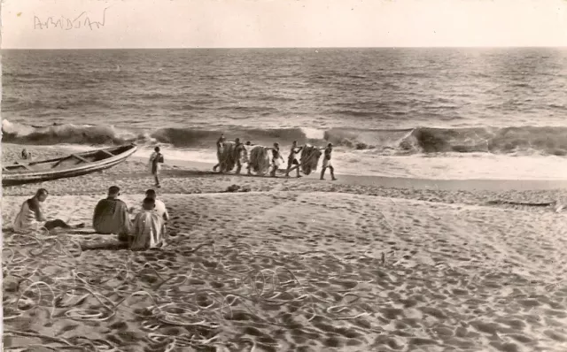 Carte Postale Afrique Cote D'ivoire Abidjan Pecheries Au Bord De Mer Port Bouet